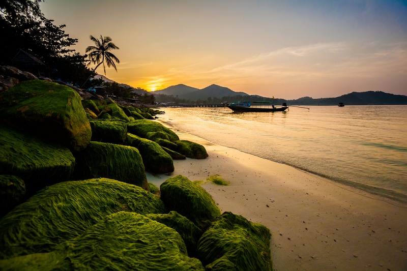 5 Reasons To Fall In Love With The Island Of Phangan